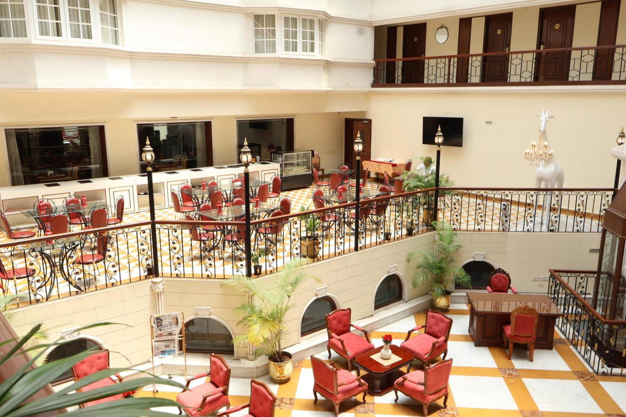 Nalapad'S Hotel Bangalore International Екстериор снимка