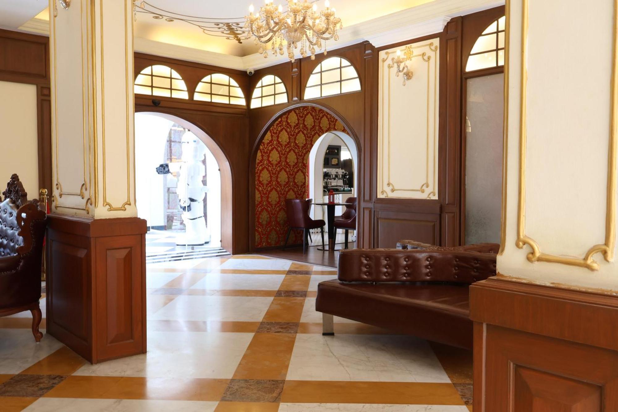 Nalapad'S Hotel Bangalore International Екстериор снимка